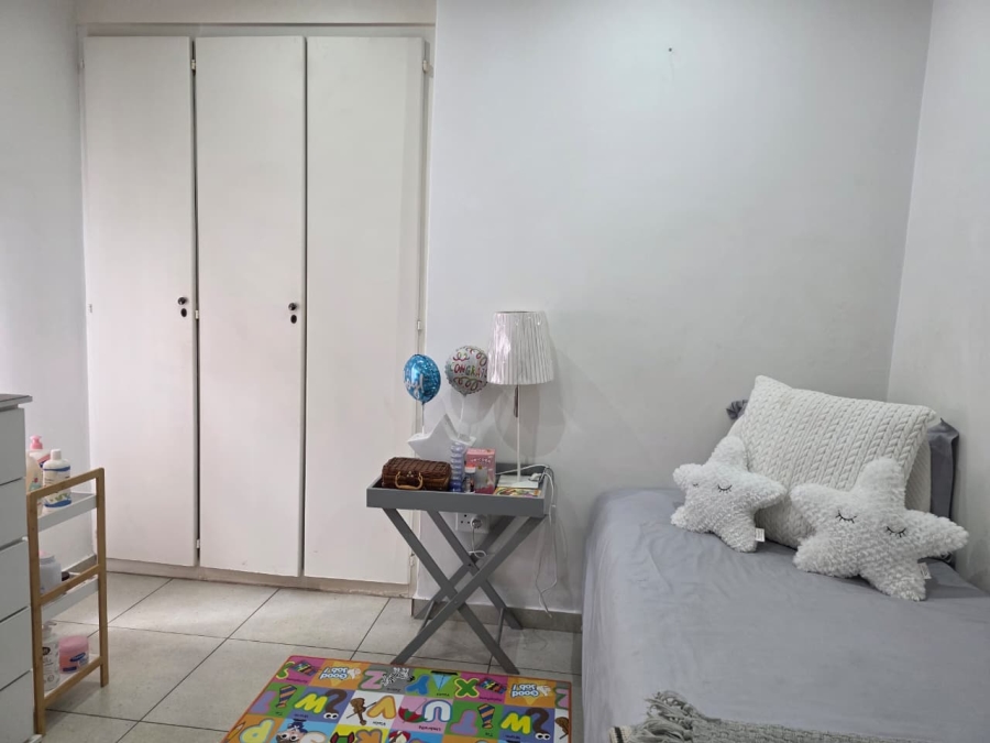 4 Bedroom Property for Sale in Geelhoutpark North West